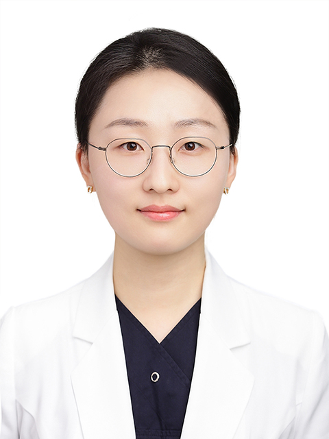 이채진 선생님 사진